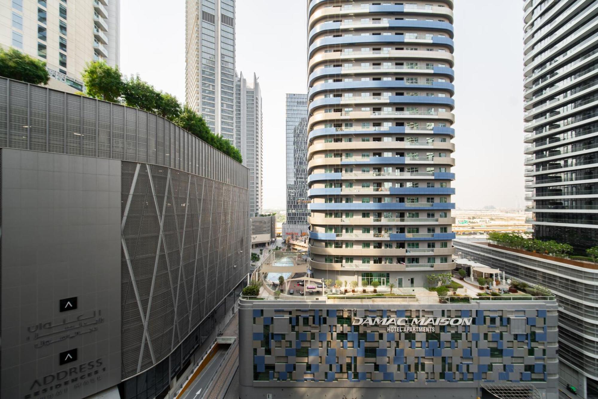 Elegant Escapes - Homely 1b In Dunya Tower Apartment Dubai