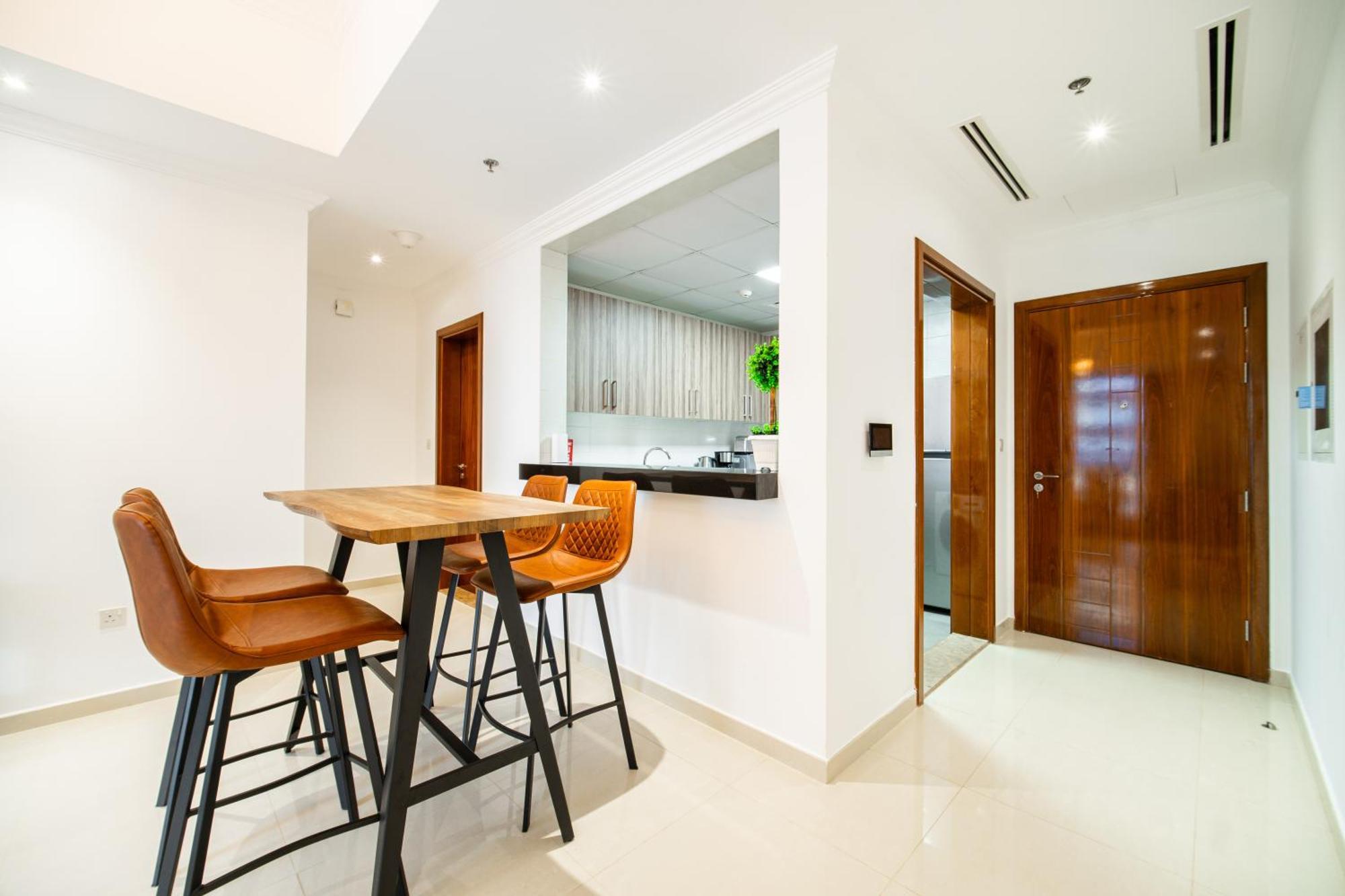 Elegant Escapes - Homely 1b In Dunya Tower Apartamento