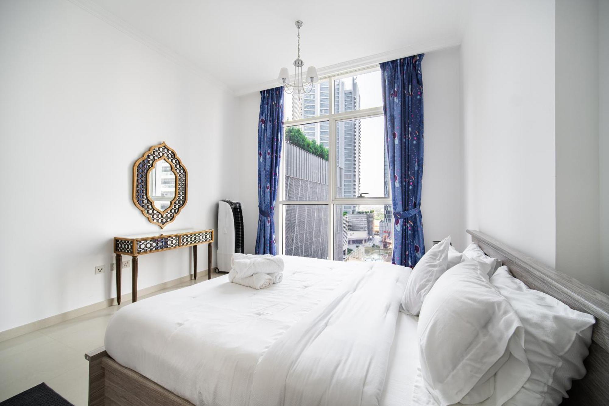 Elegant Escapes - Homely 1b In Dunya Tower Apartamento