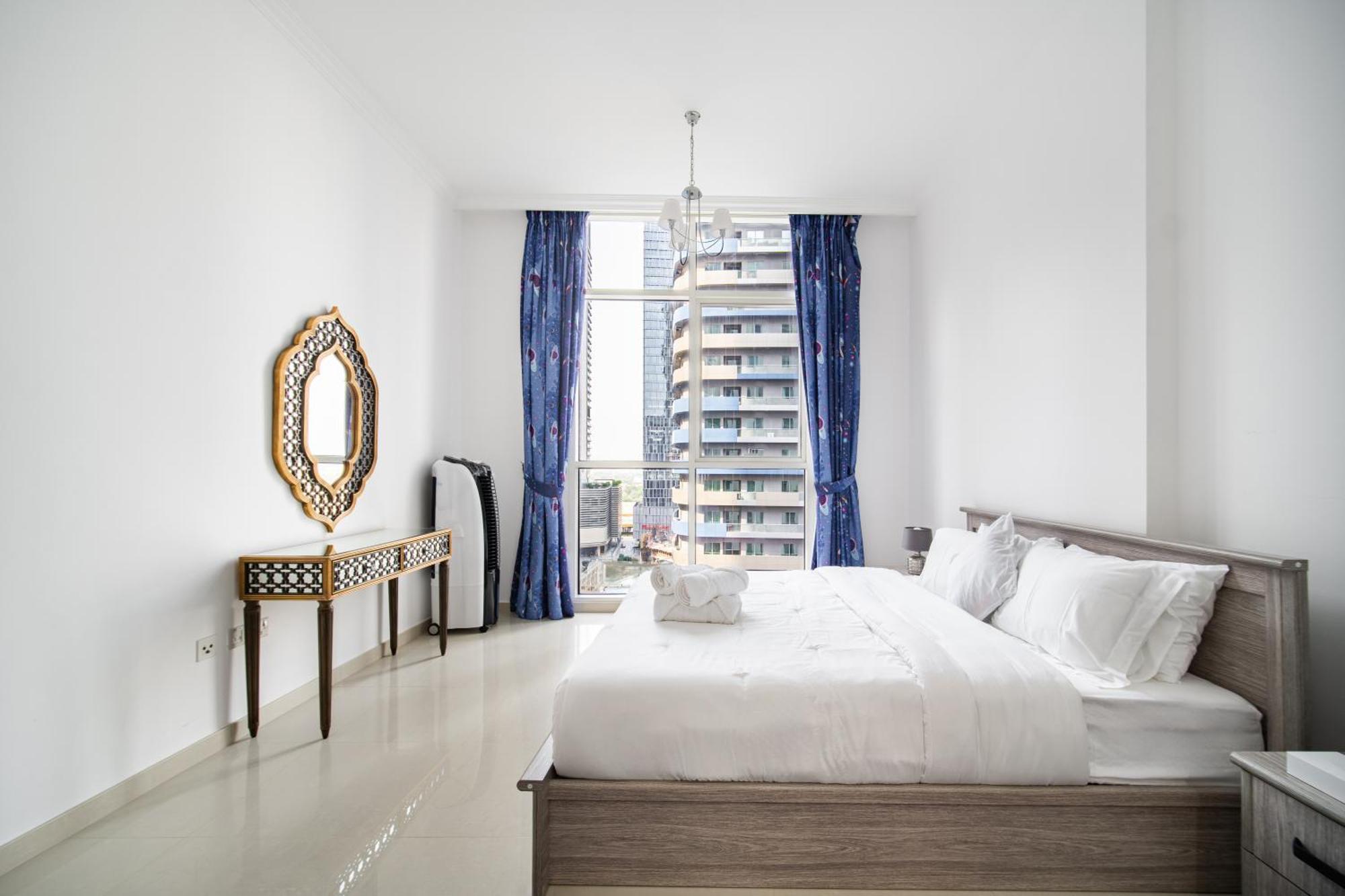 Elegant Escapes - Homely 1b In Dunya Tower * Dubai
