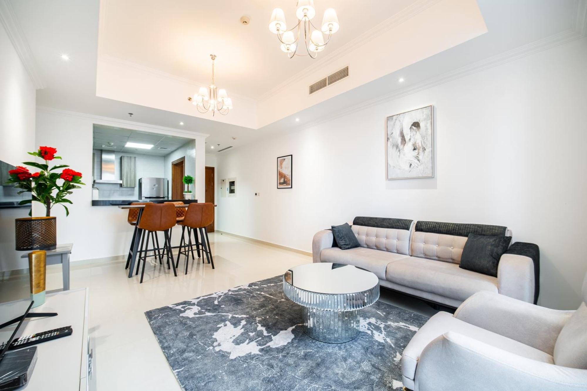 Elegant Escapes - Homely 1b In Dunya Tower Apartamento Dubai